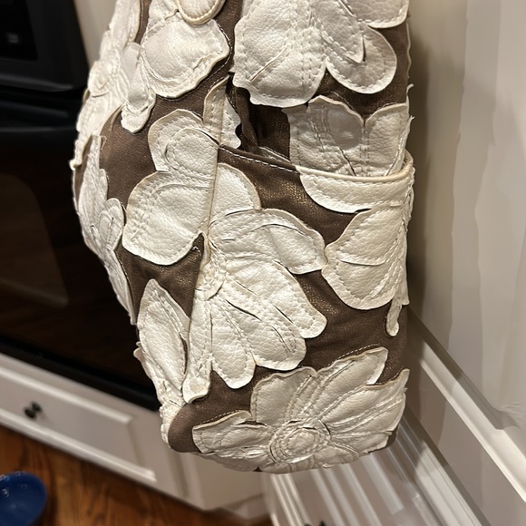 Like NEW! VINTAGE BIG Buddha Expresso brown w/ White Abstract flowers Bag - Picture 10 of 13